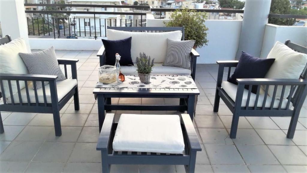 Port View Suites 2 Кавала Экстерьер фото