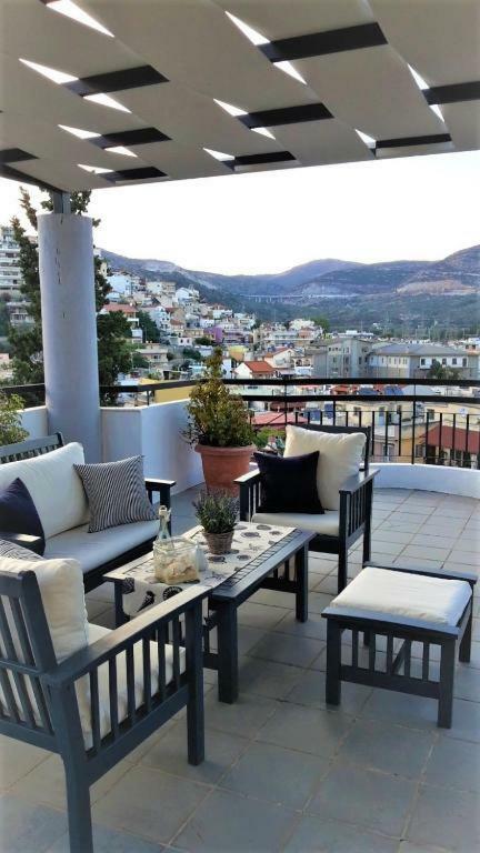 Port View Suites 2 Кавала Экстерьер фото