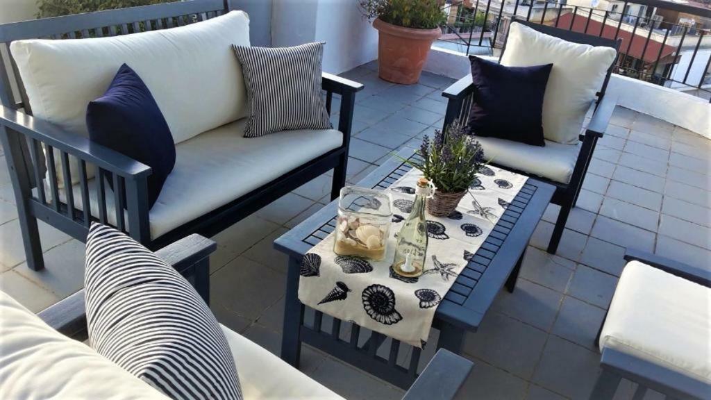 Port View Suites 2 Кавала Экстерьер фото
