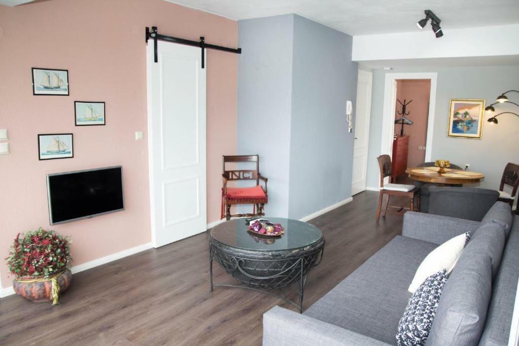 Port View Suites 2 Кавала Экстерьер фото