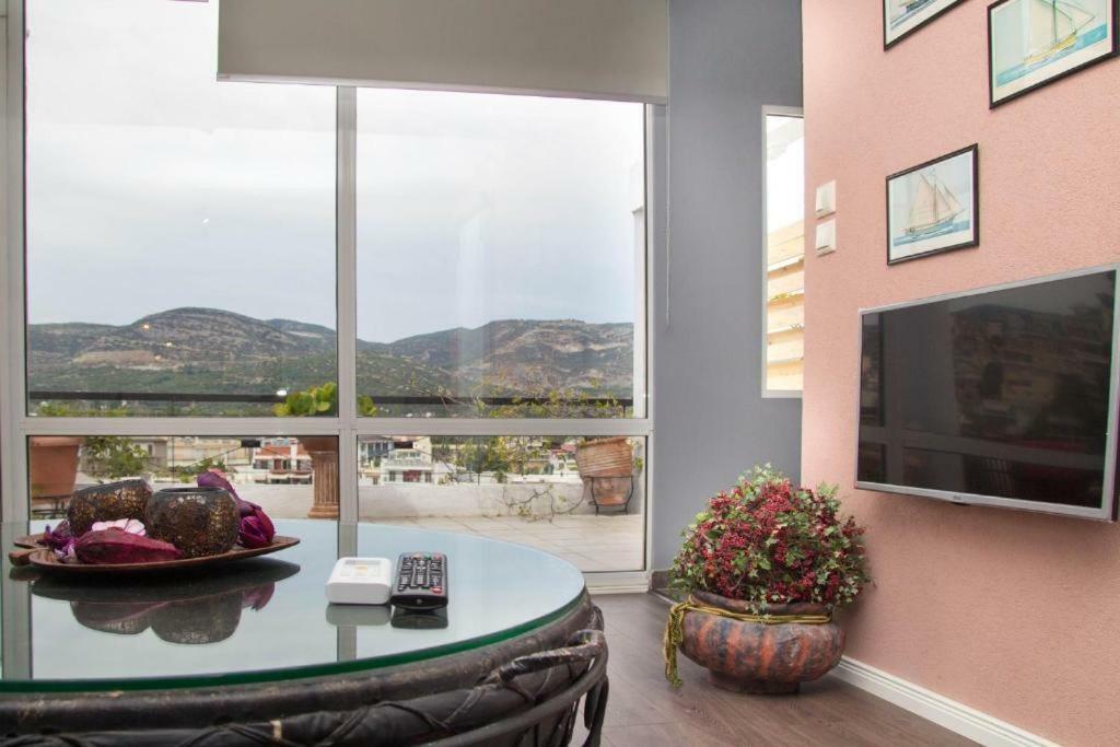 Port View Suites 2 Кавала Экстерьер фото